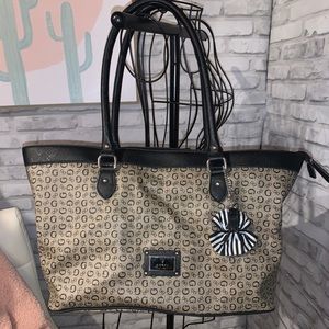 Guess purse
